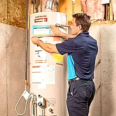 ZPZ Tech servicing hot water heater