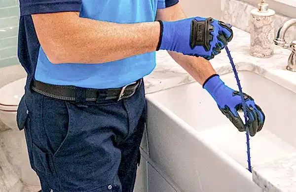 Z PLUMBERZ of Jupiter servicing tub drain