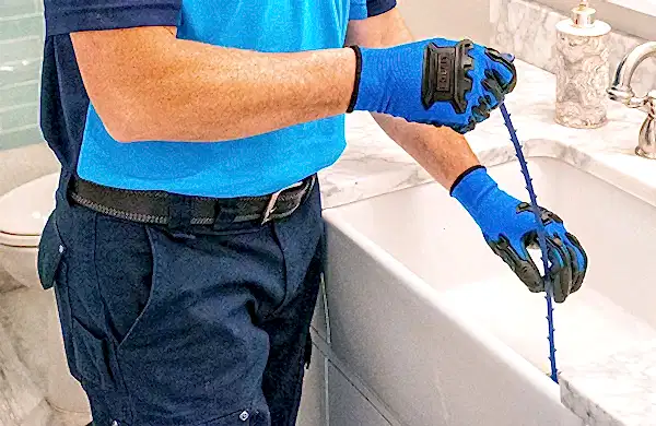 Z PLUMBERZ servicing tub drain