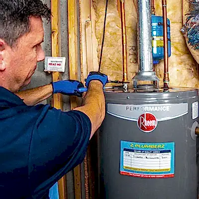 ZPZ tech fixing pipe on hot water heater