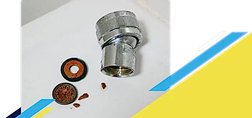Faucet fixtures with clogged strainer