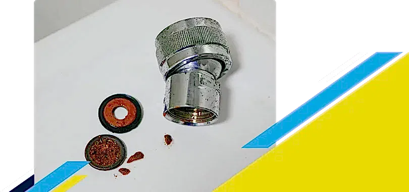 Faucet fixtures with clogged strainer